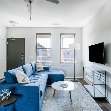 Cozysuites Music Row Modern 1Br With Free Parking 02